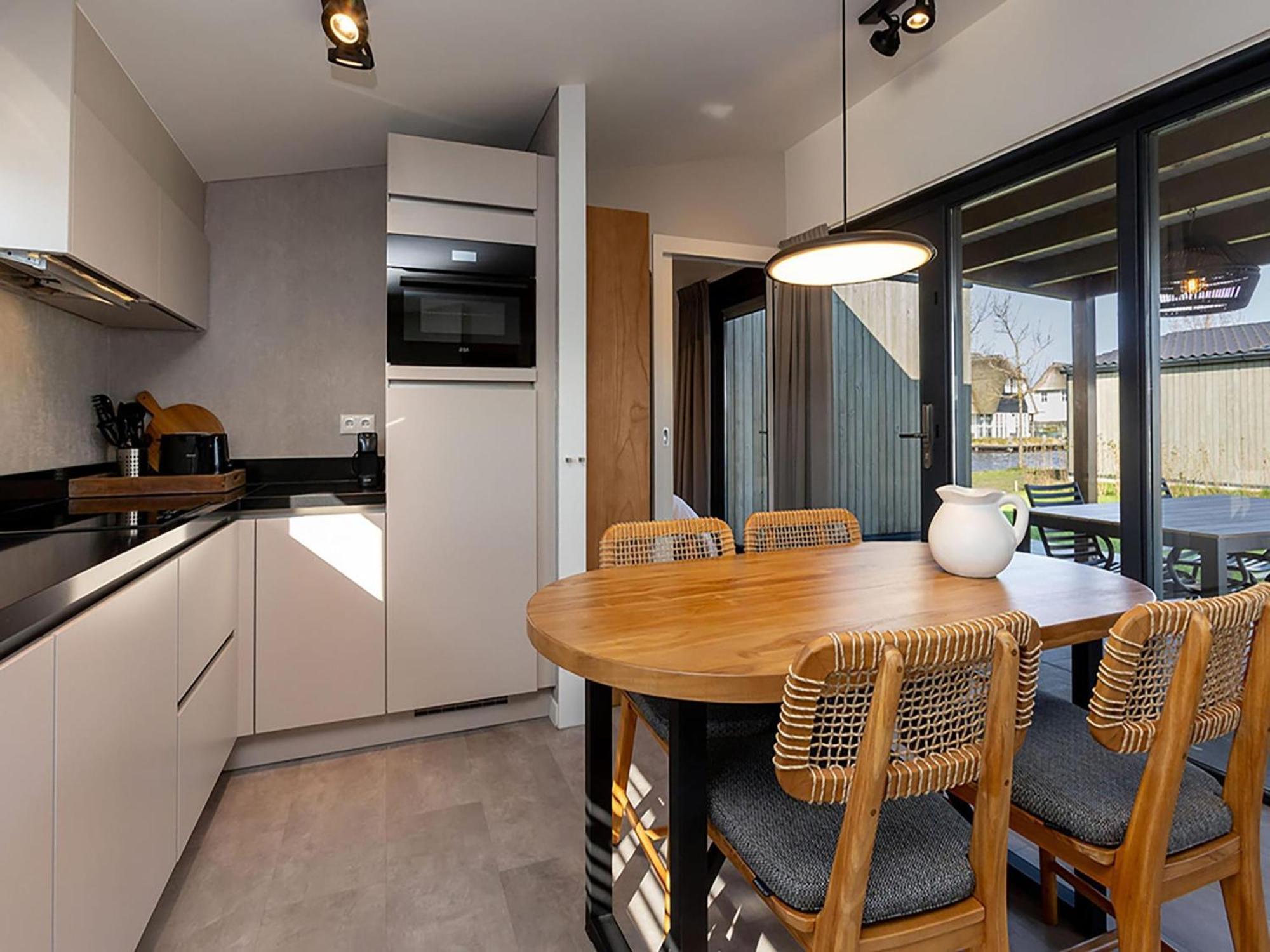 Luxury Docklodge On The Water Delfstrahuizen Exterior foto